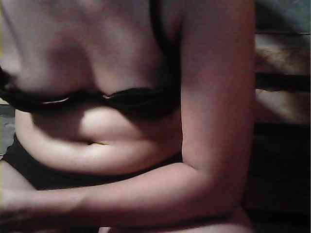 flowerhairypinay Live Webcam on BongaCams