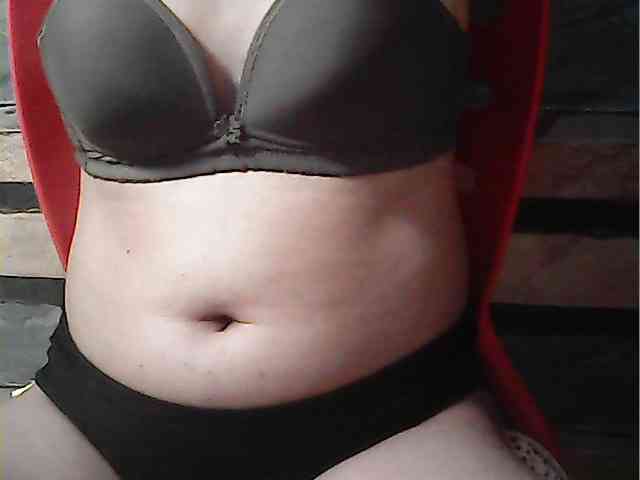 HornyNica webcam