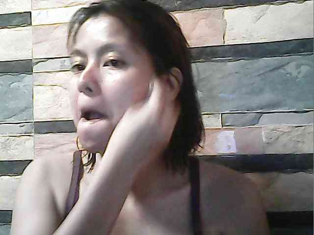 HornyNica webcam
