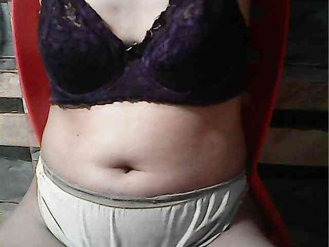 HornyNica webcam
