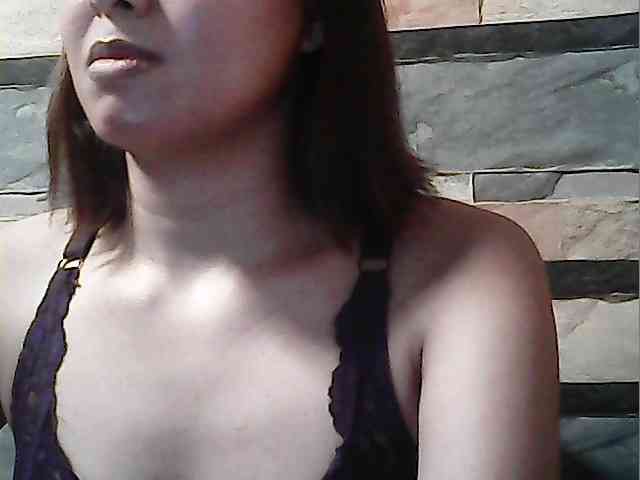 HornyNica webcam