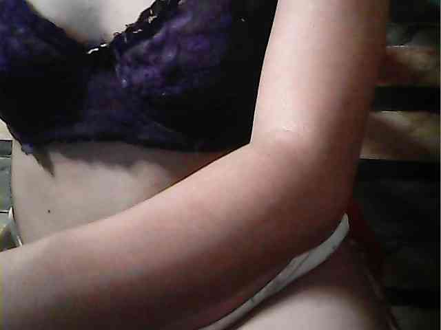 HornyNica webcam