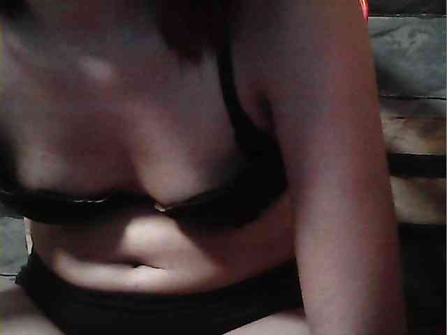 HornyNica webcam