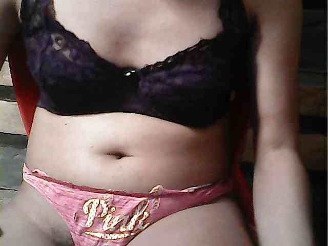 HornyNica webcam
