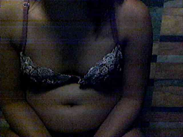 HornyNica webcam
