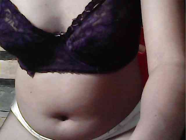 HornyNica webcam