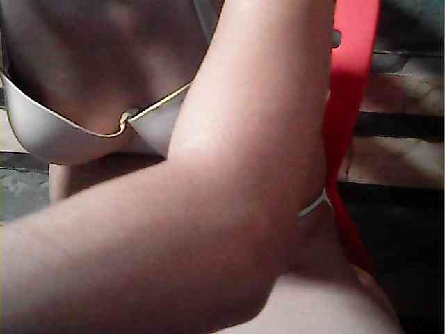 HornyNica webcam
