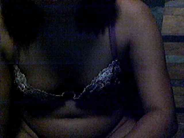 HornyNica webcam