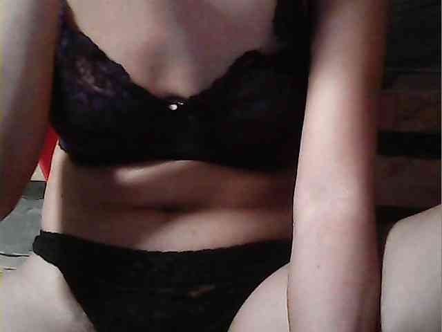 HornyNica webcam