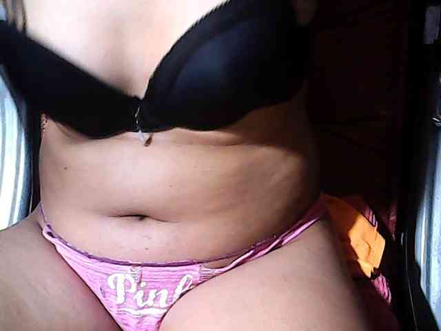 HornyNica webcam