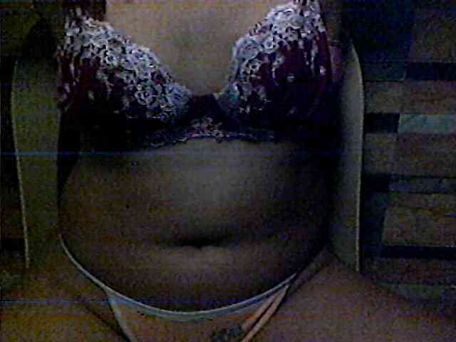 HornyNica webcam
