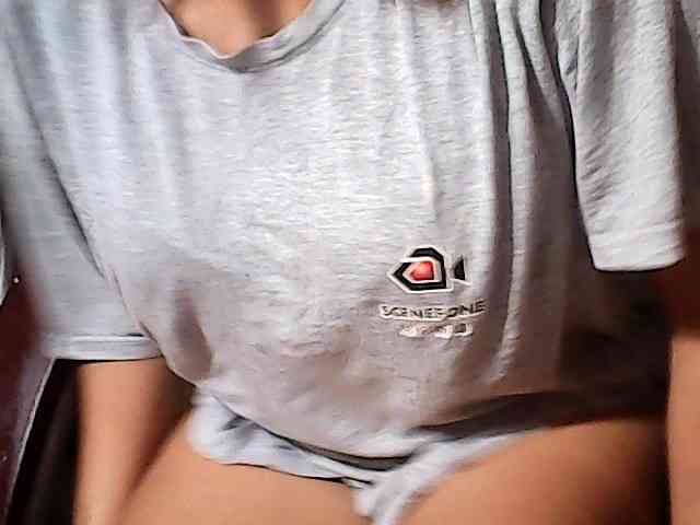 HornyNica webcam