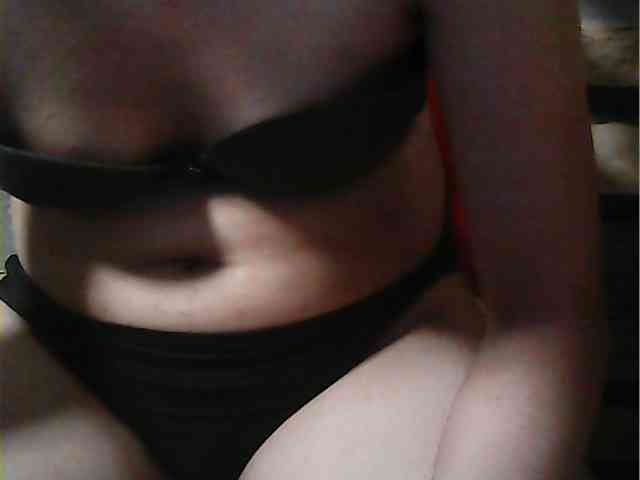 HornyNica webcam