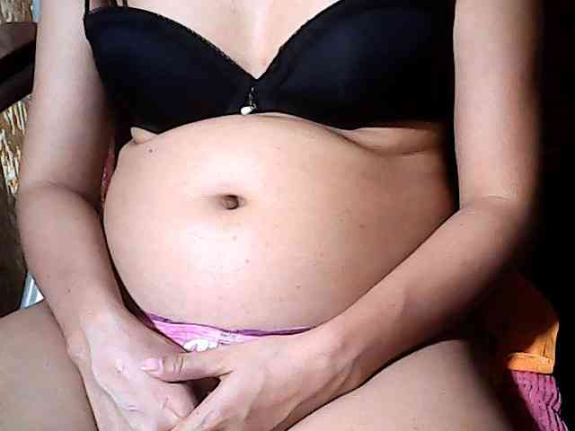 HornyNica webcam