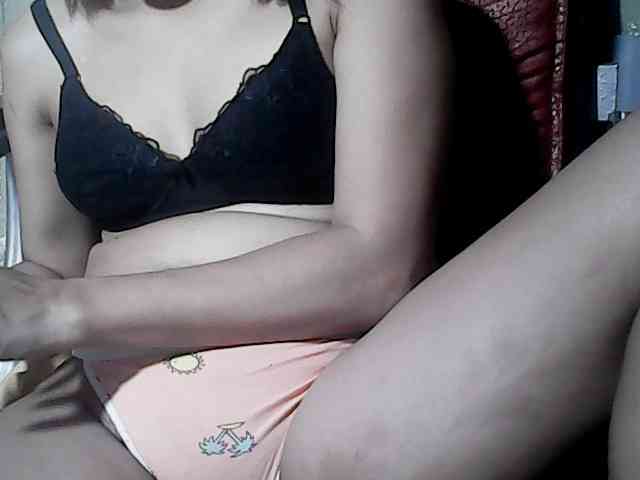 HornyNica webcam