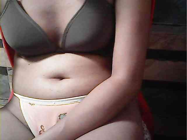 HornyNica webcam