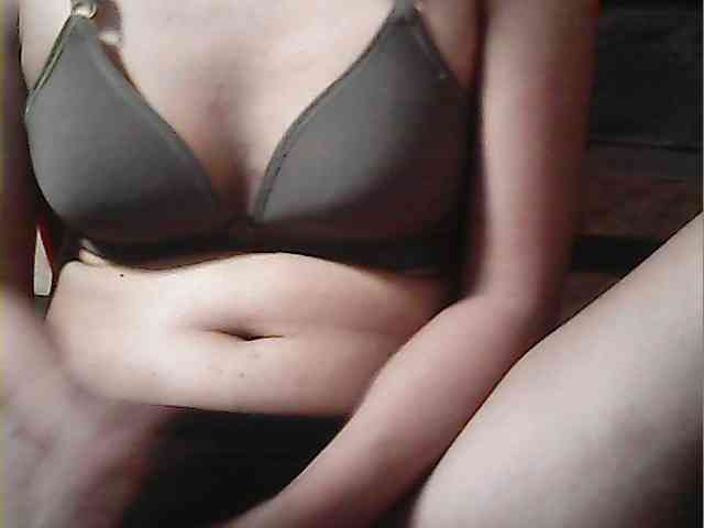HornyNica webcam