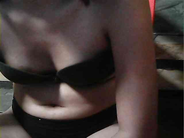 HornyNica webcam