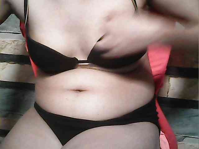 HornyNica webcam