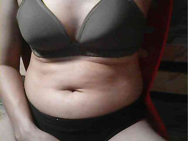 HornyNica webcam