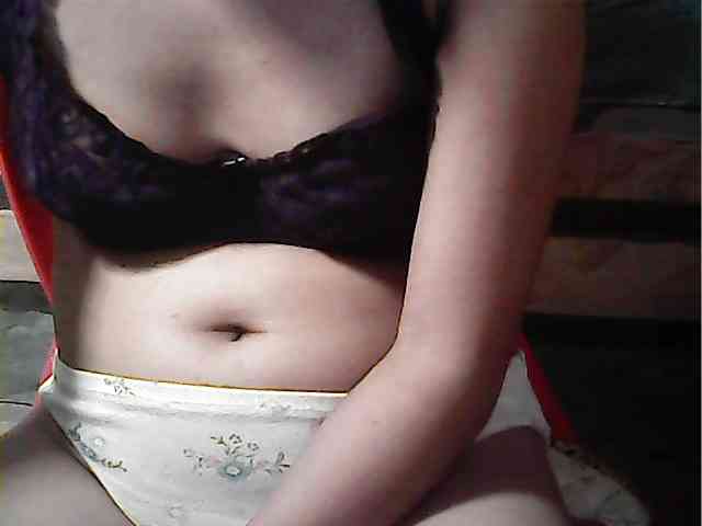 HornyNica webcam