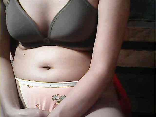 HornyNica webcam
