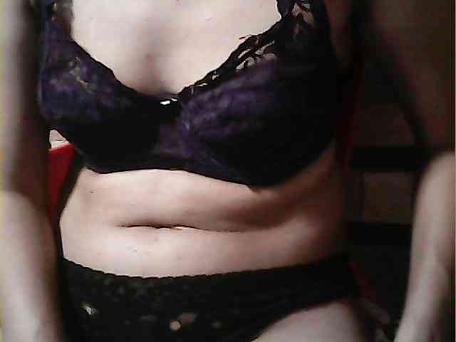 HornyNica webcam