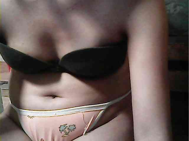 HornyNica webcam