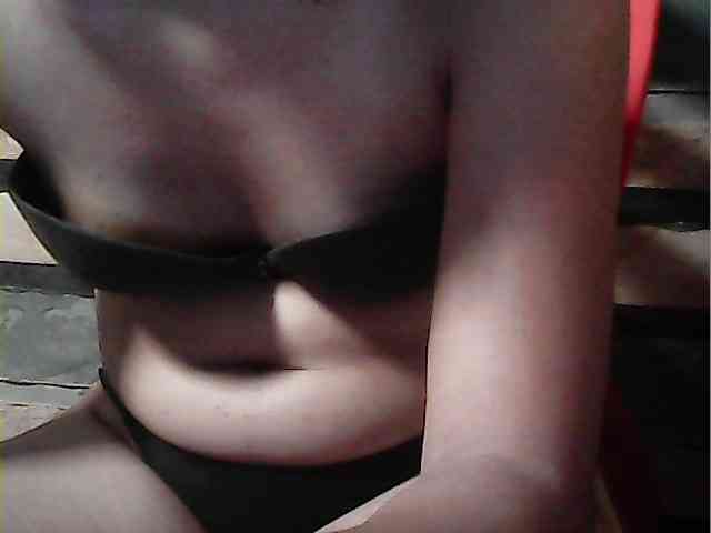 HornyNica webcam