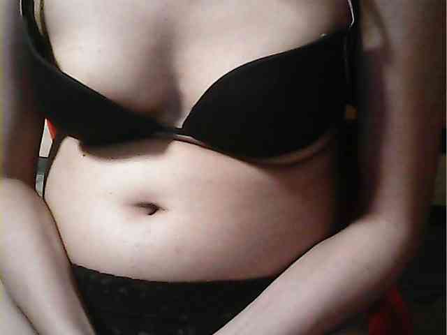 HornyNica webcam