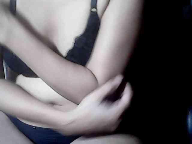 HornyNica webcam