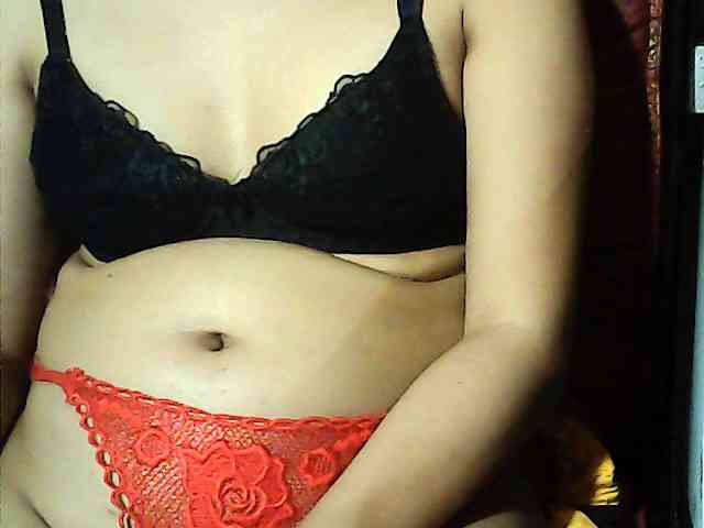 HornyNica webcam