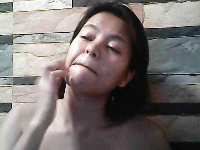 HornyNica webcam