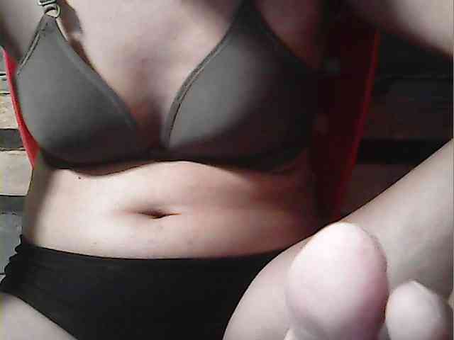 HornyNica webcam