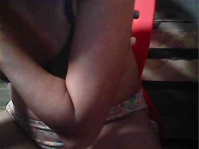 HornyNica webcam