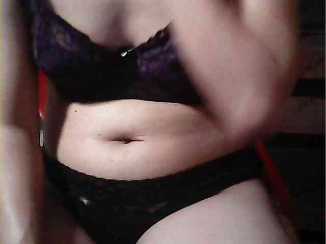 HornyNica webcam