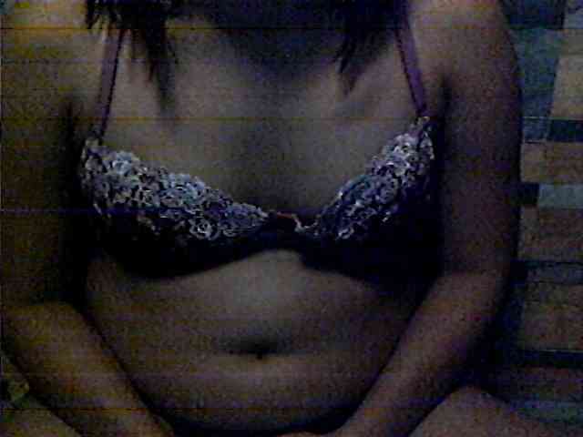 HornyNica webcam