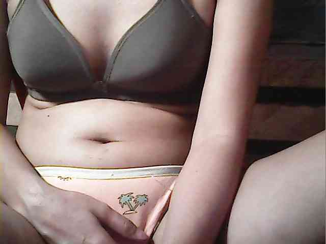 HornyNica webcam