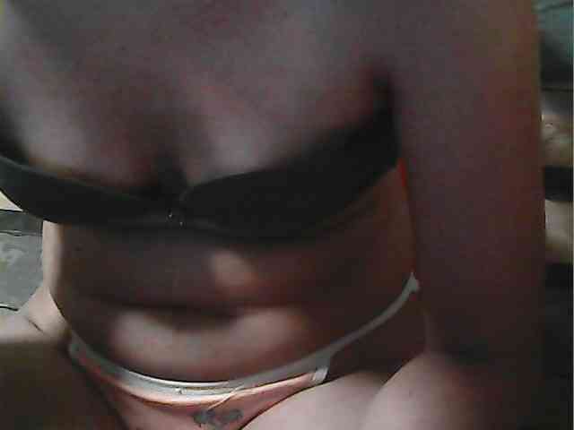 HornyNica webcam