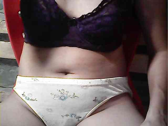 HornyNica webcam