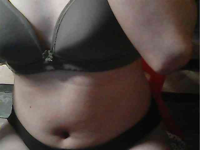 HornyNica webcam