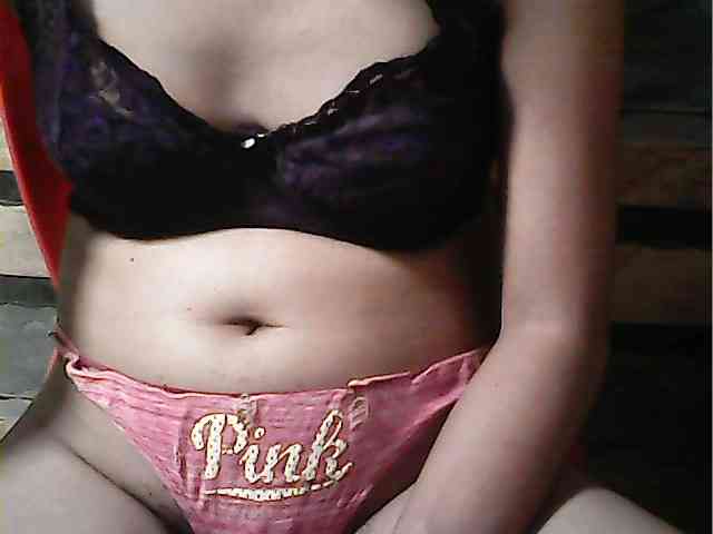 HornyNica webcam