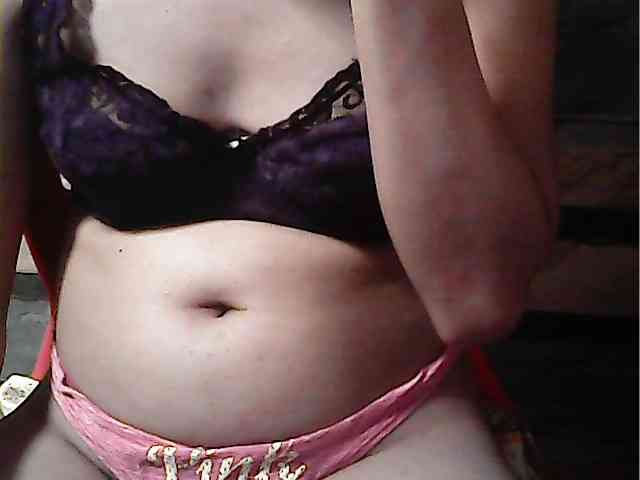HornyNica webcam