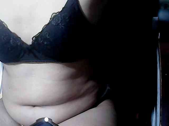 HornyNica webcam