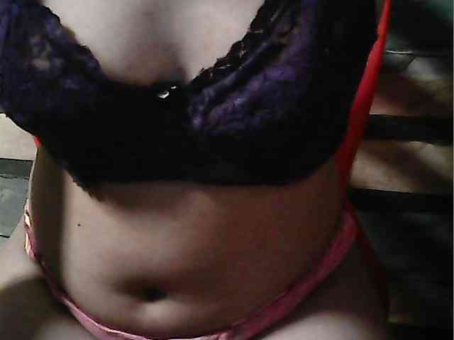 HornyNica webcam
