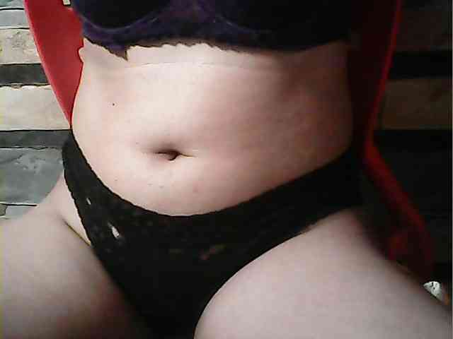 HornyNica webcam