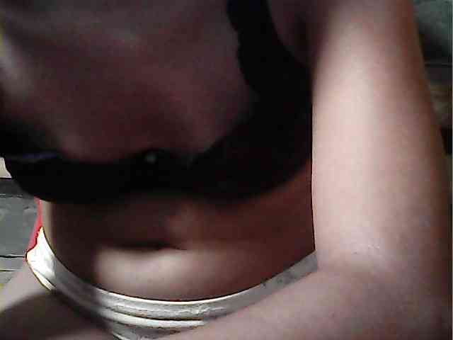HornyNica webcam