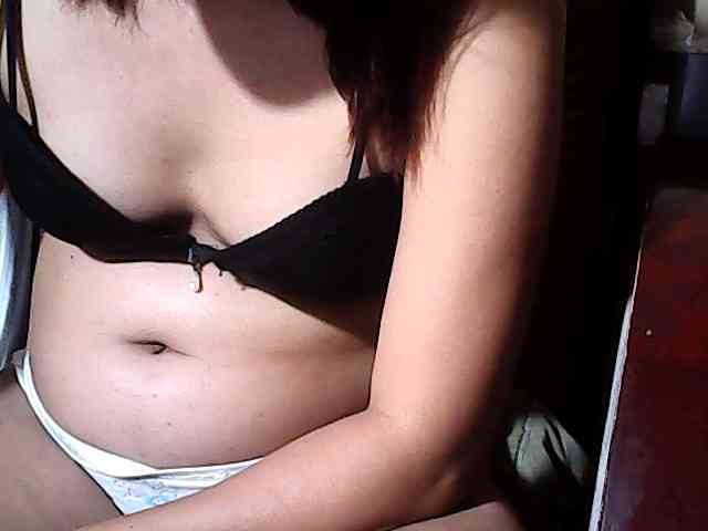 HornyNica webcam