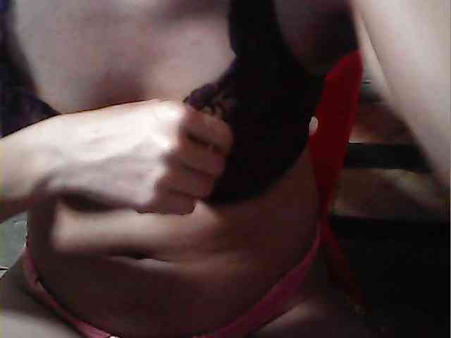 HornyNica webcam