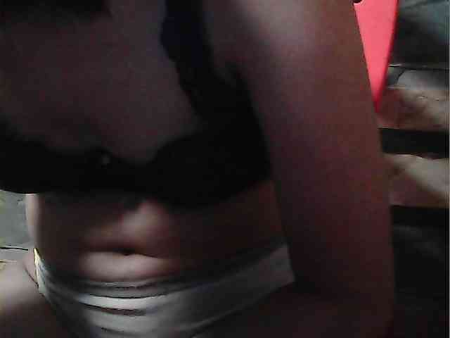 HornyNica webcam